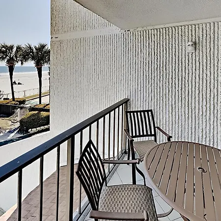 Dream Vacation: Oceanfront Condo Tennis Courts